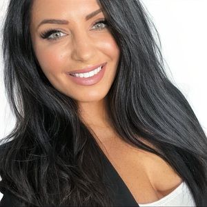 Meet your Posher, Janevera